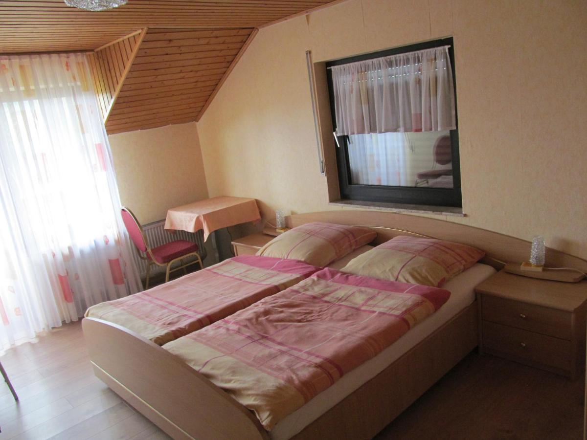 Hotel Pension Simon à Reil Extérieur photo
